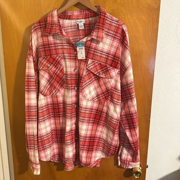 Fleece Shirt Womens 3X Rue21 Red Plaid - Picture 1 of 3